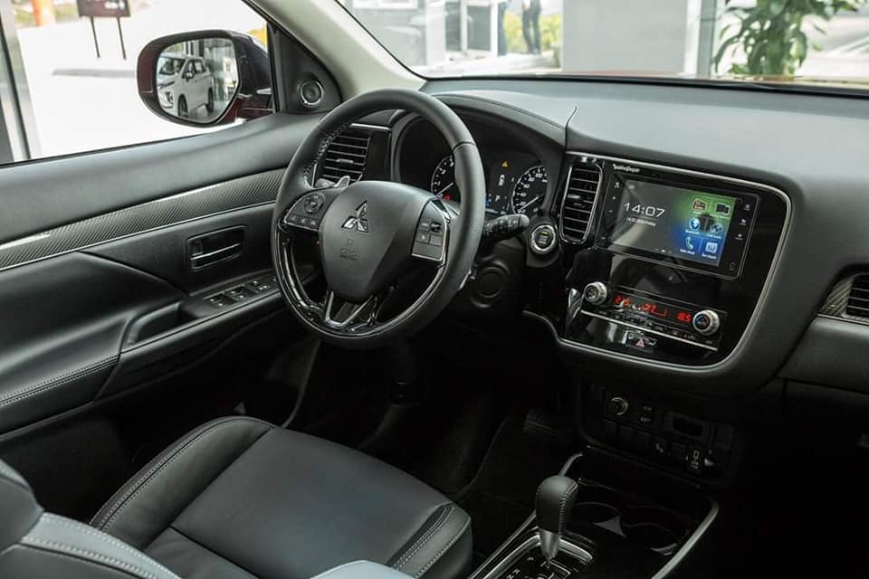 Mitsubishi Outlander 20 CVT 2022 Giá lăn bánh Thông số Hình ảnh