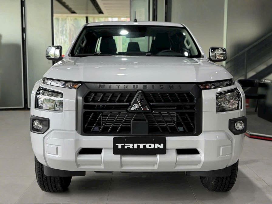 Bán Tải Triton GLX 4x2 AT  (1 cầu tự động) - Giá Triton Tại Vinh Nghệ An