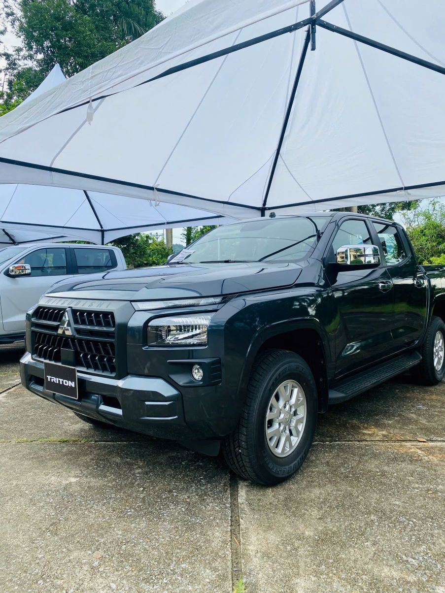 Bán Tải Triton GLX 4x2 AT  (1 cầu tự động) - Giá Triton Tại Vinh Nghệ An