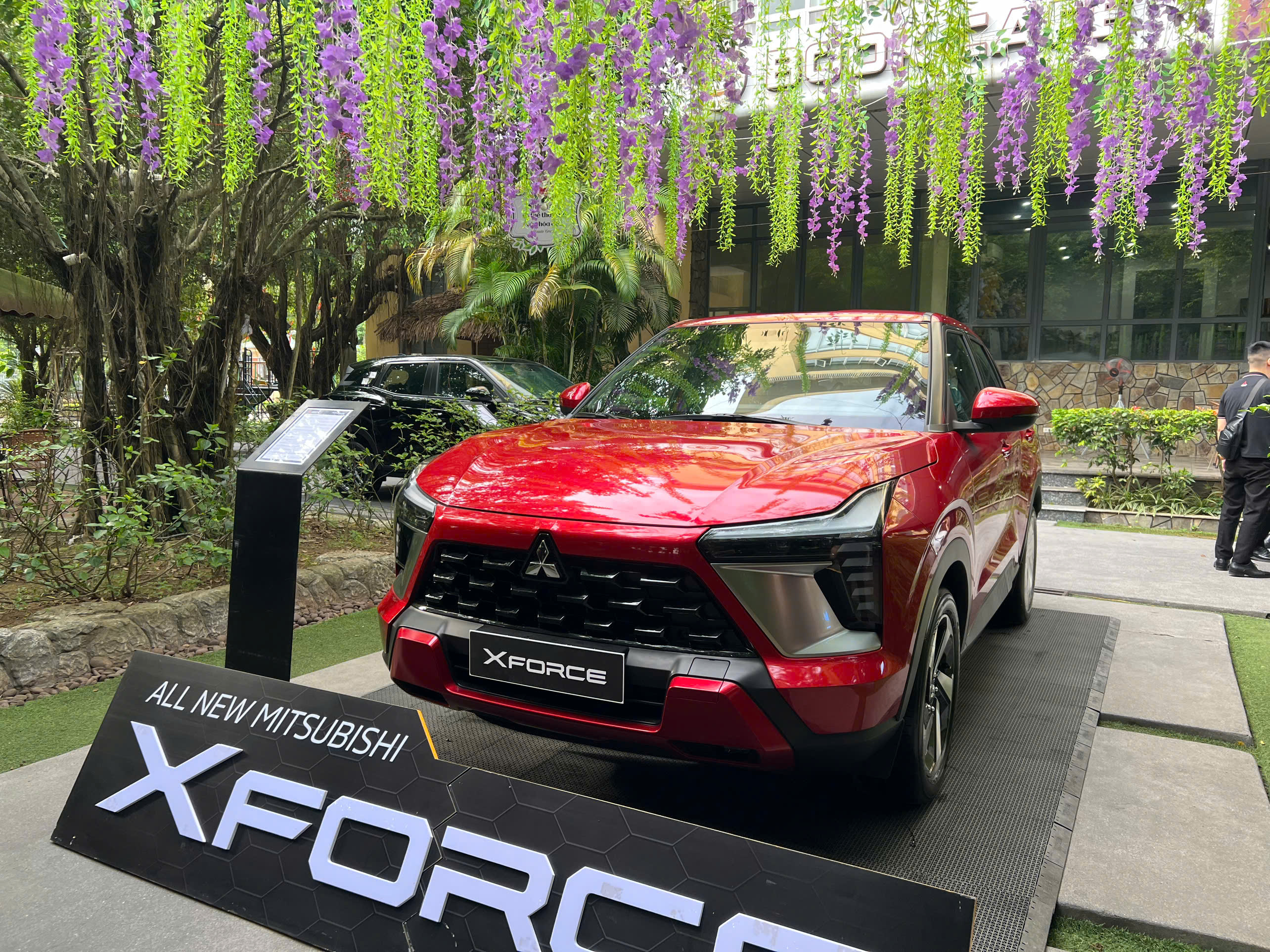 Mitsubishi Xforce Premium - Giá Xforce tốt nhất Nghệ An